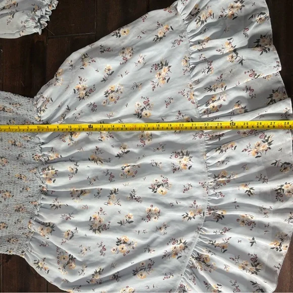 Ardene Blue Floral Smocked Blouse size L - Picture 7 of 7